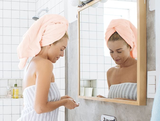 82 duschen-mit-kontaktlinsen_banner